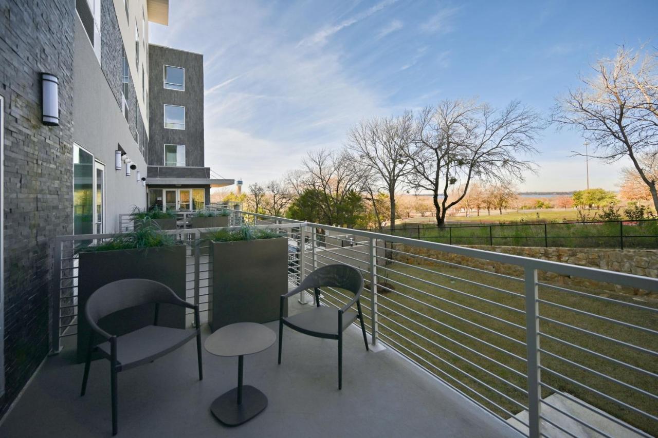 Towneplace Suites By Marriott Dallas 罗克沃尔 外观 照片