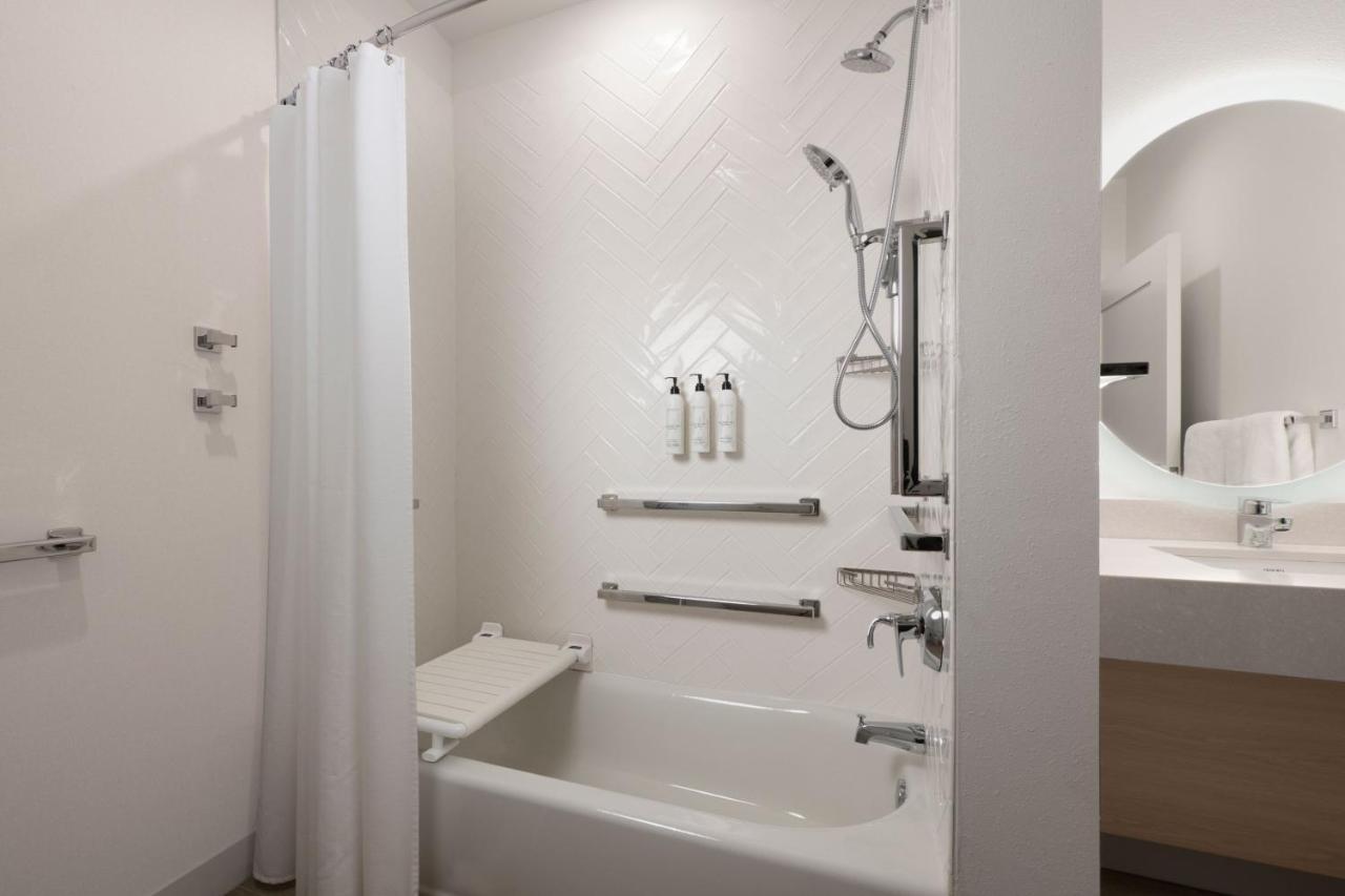 Towneplace Suites By Marriott Dallas 罗克沃尔 外观 照片